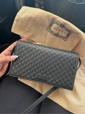 Original Gucci Microguccissima Wallet on Strap